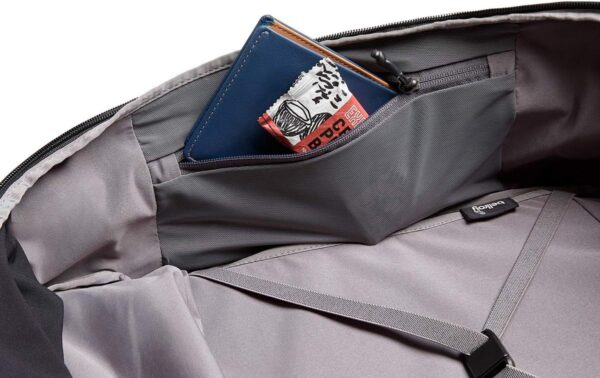 Sac à dos Bellroy Transit Plus 15 pouces noir sangle-4