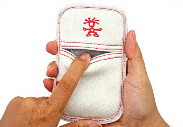 Étui iPhone Crumpler Giordano Spécial 80 Blanc neige