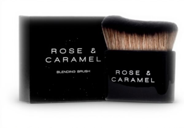 Pinceau mélangeur Kabuki Rose Caramel autobronzant visage