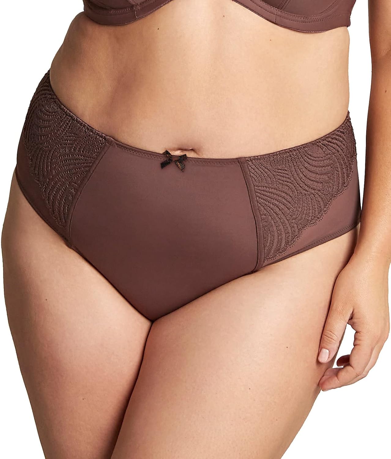 Installing Pavo Monitor Arm on a wooden desk